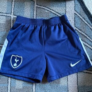 Tottenham Hotspurs Nike Soccer Shorts 4-5